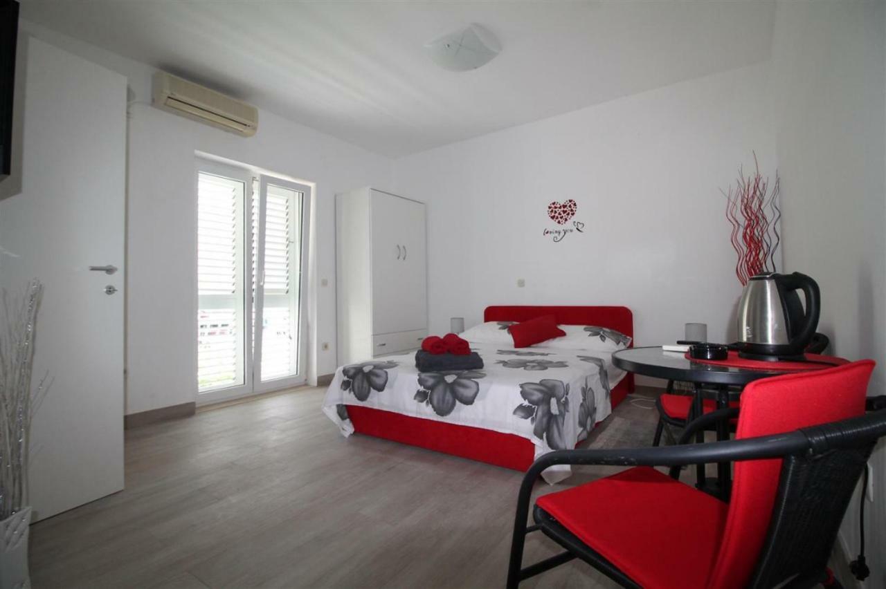 Private Accommodation Carevic Dubrovnik Exteriör bild