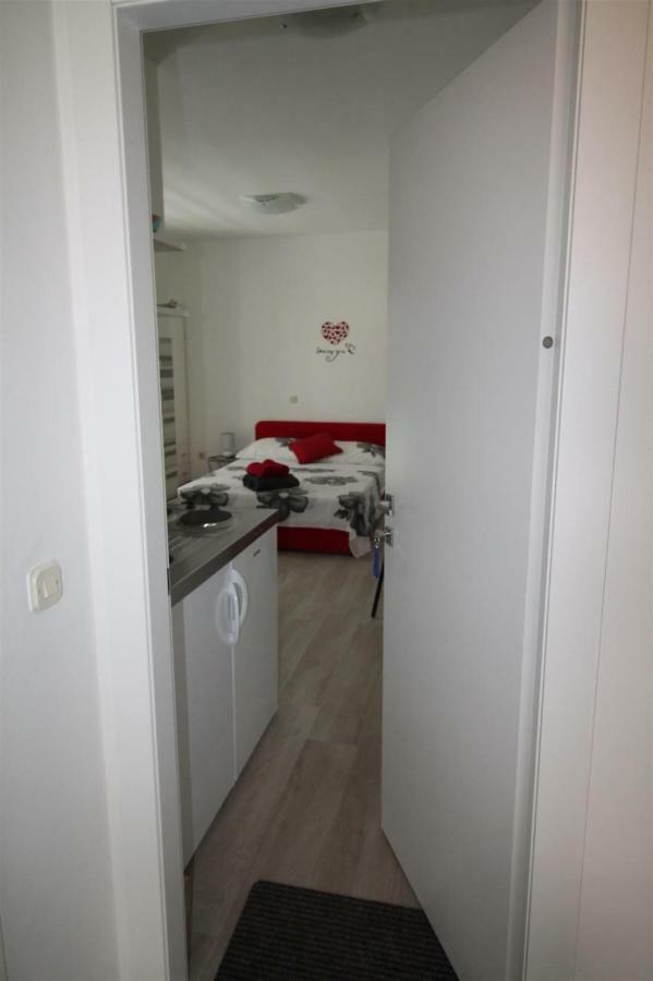Private Accommodation Carevic Dubrovnik Exteriör bild